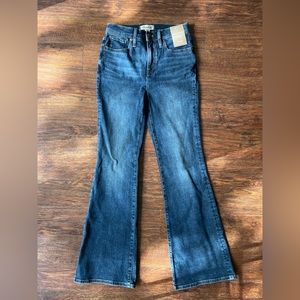 WOMENS Madewell Skinny flare jeans size 27. Never worn!